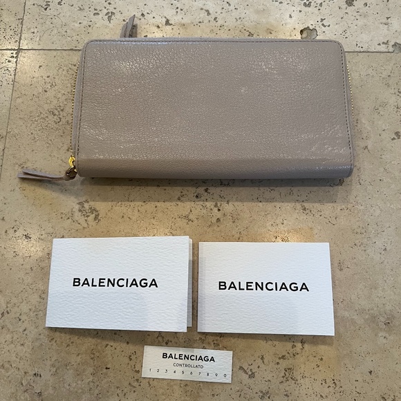 NWT Balenciaga Wallet - Picture 8 of 9